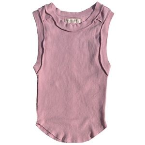 SOLD Free People Kate Tee in
Bleached Mauve • ‼️CURRENT STYLE ‼️